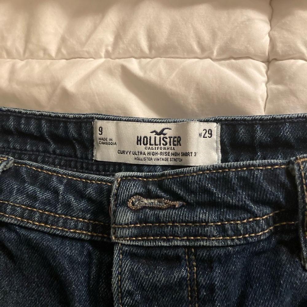 Hollister Jean shorts